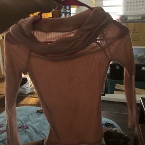 Women’s pink over shoulders long sleeved shirt